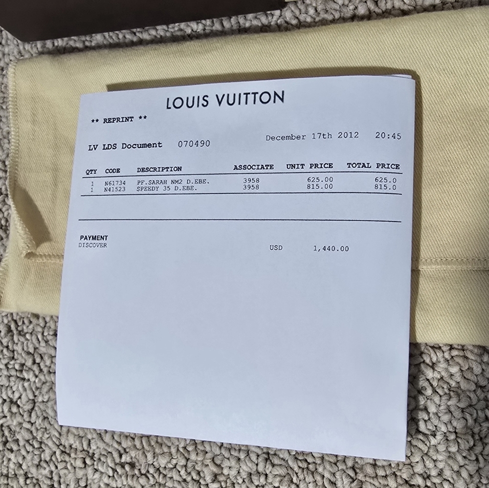 Louis Vuitton Damier Ebene Sarah Wallet - Picture 2 of 16